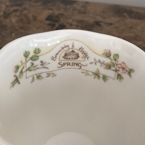 SPRING Brambly Hedge Beaker Mug Coffee or Tea Cup Bone China England - Vintage - Picture 2 of 8